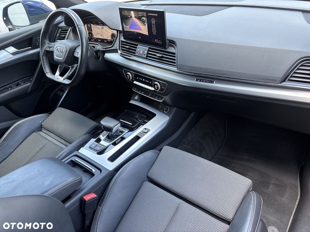 Audi Q5 Sportback - 30