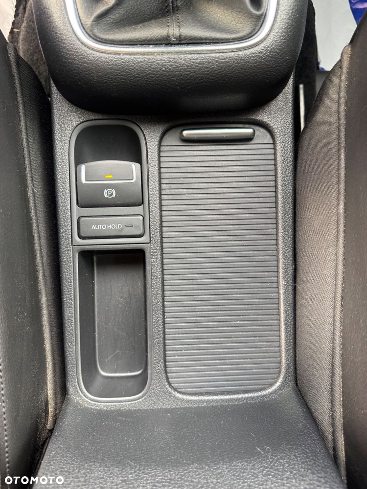 Volkswagen Tiguan - 34