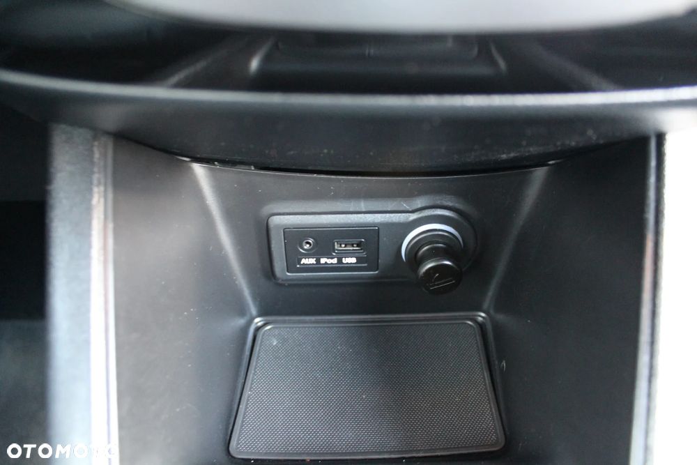 Hyundai ix20 1.6 blue YES Gold - 26