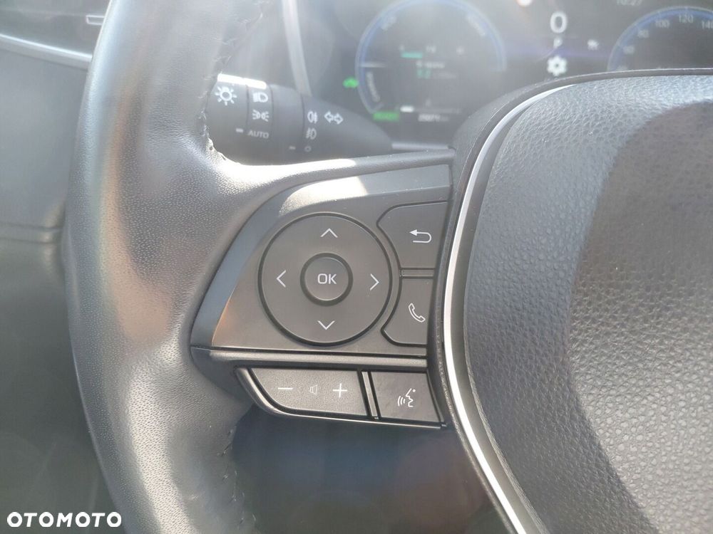 Toyota Corolla Cross 2.0 Hybrid Executive AWD - 22