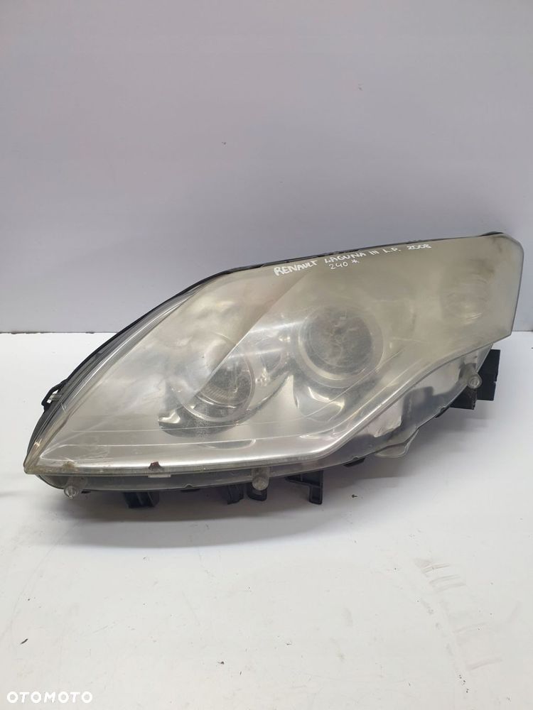 REFLEKTOR LAMPA PRZEDNIA PRAWA PRZÓD PRAWY RENAULT LAGUNA III 2008 ROK - 1