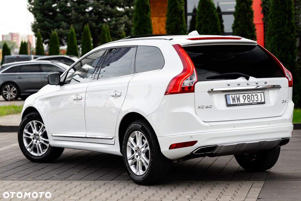Volvo XC 60 D4 Geartronic Summum - 3