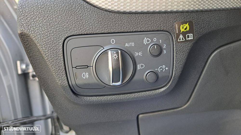 Audi Q2 1.6 TDI Design - 39
