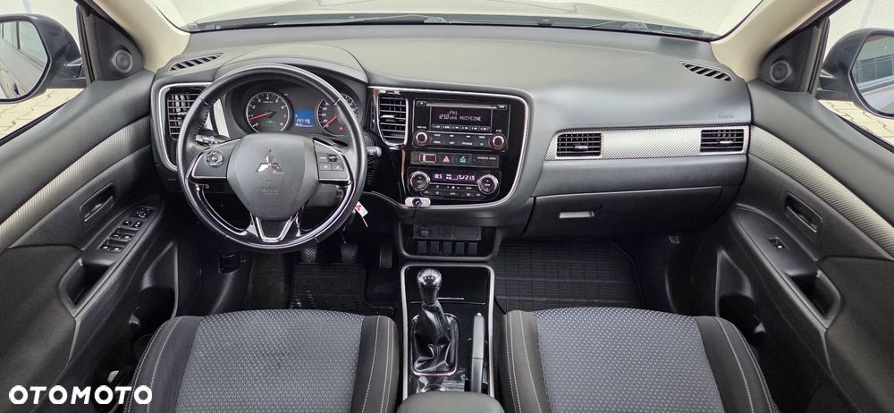 Mitsubishi Outlander 2.0 2WD Diamant Edition - 17