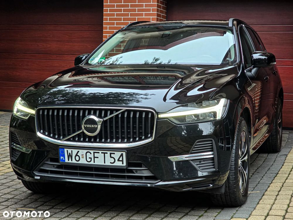 Volvo XC 60 B4 B Momentum Pro - 2