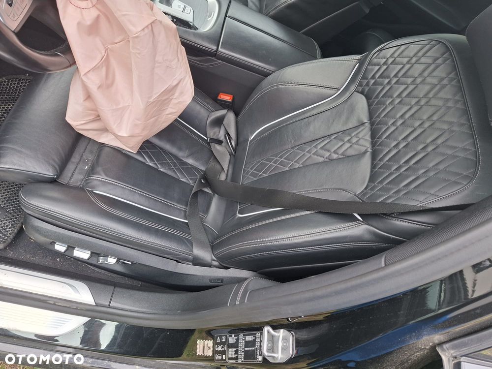 BMW Seria 7 - 7