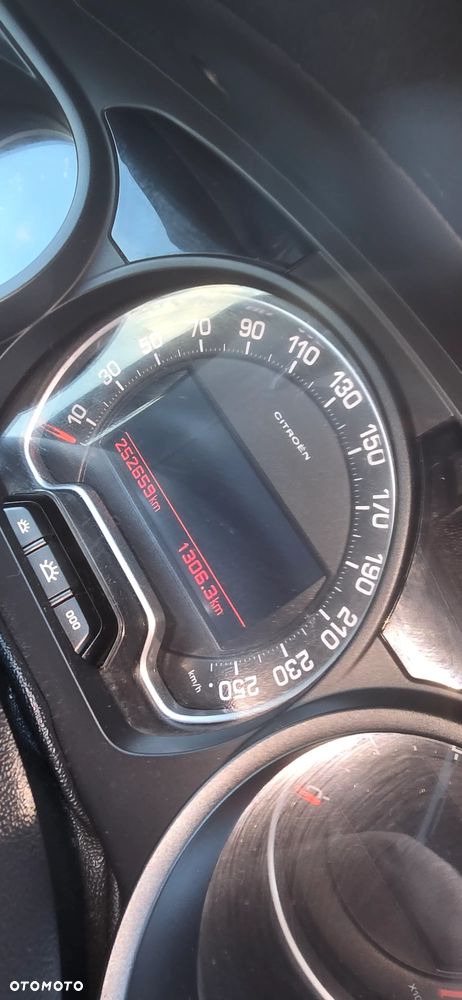 Citroën C5 HDi 140 FAP Confort - 9