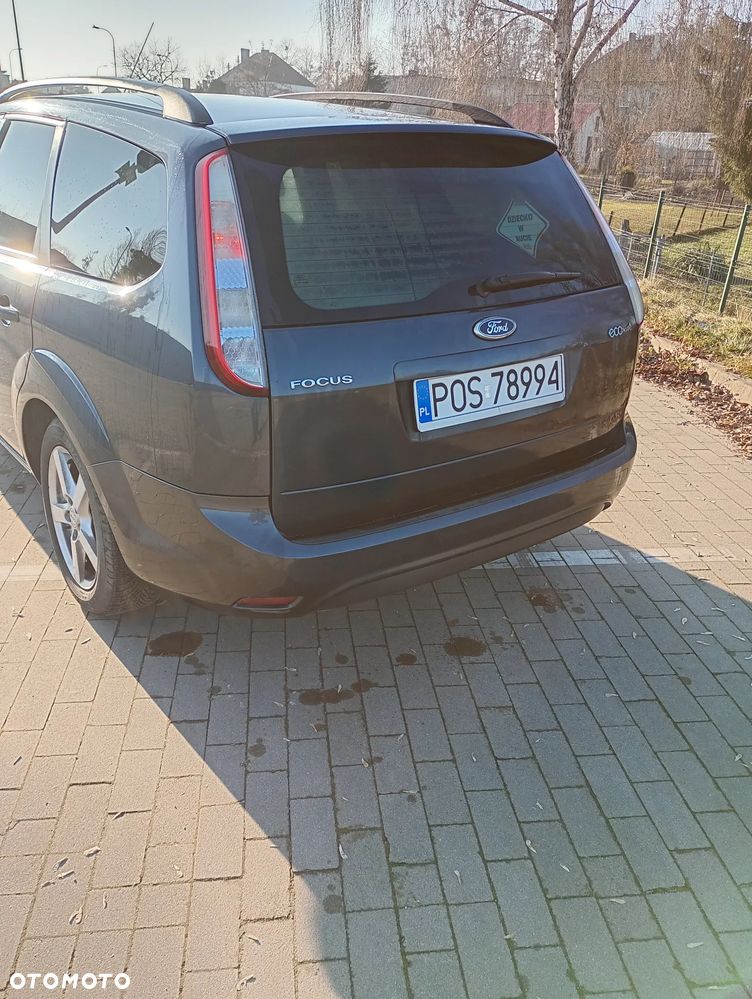 Ford Focus 1.6 TDCi Ghia - 8