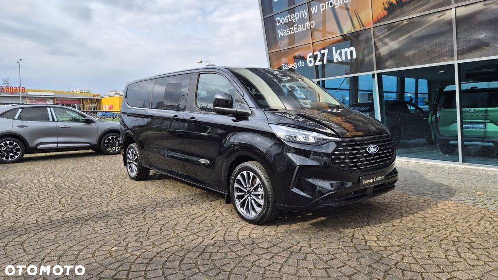 Ford Tourneo Custom - 8