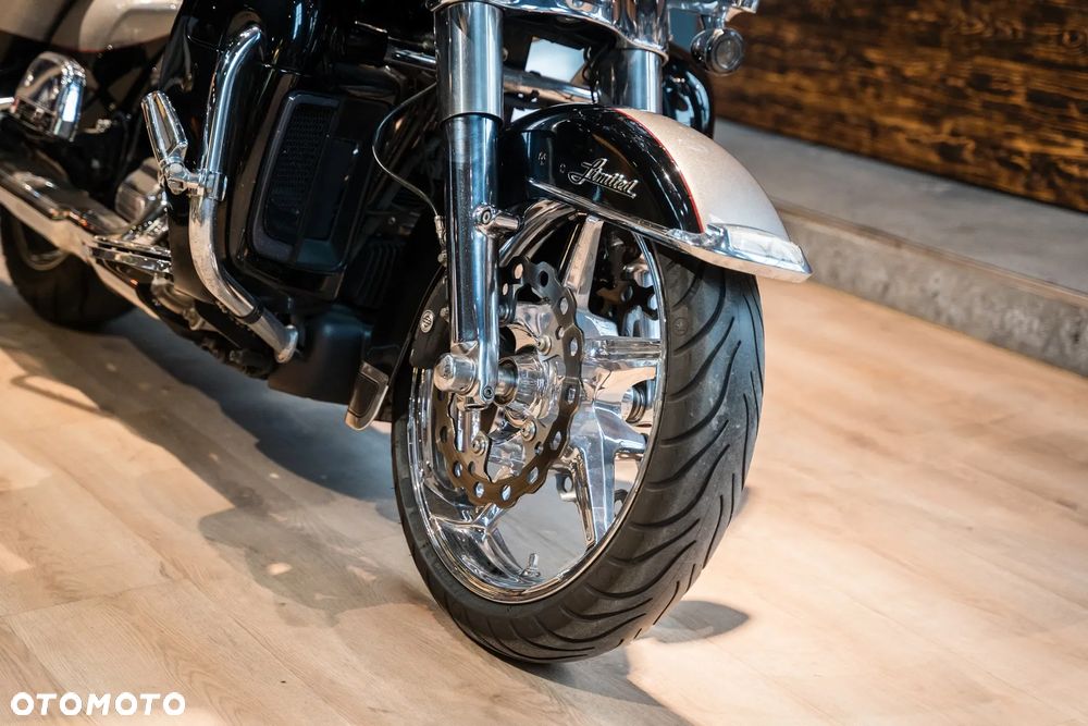 Harley-Davidson Touring Ultra Limited - 11