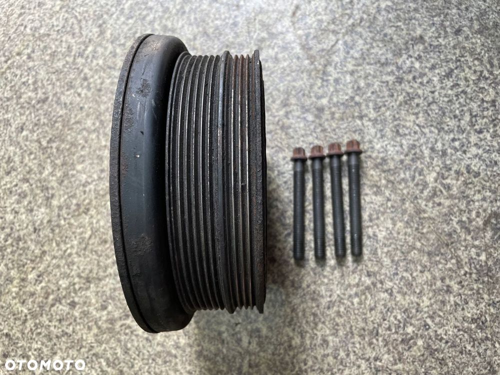 Kolo pasowe walu drgan sruby 3.0 D 3.5 D M57 BMW X5 E70 X6 E71 E92 E63 E60 - 3