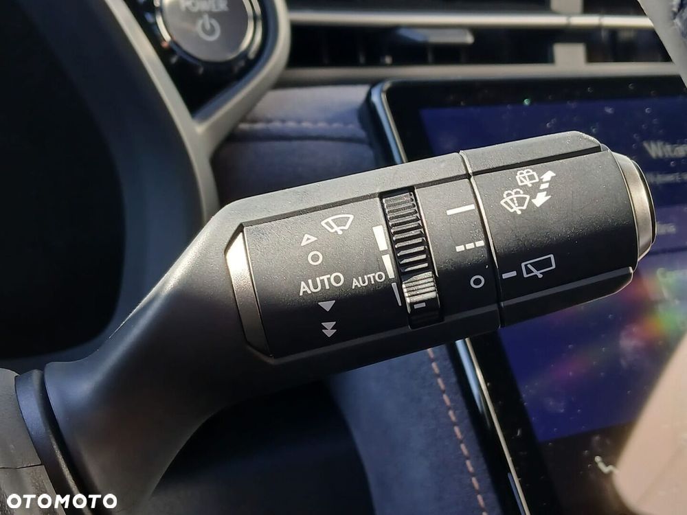 Lexus LBX 1.5 Hybrid Cool - 33