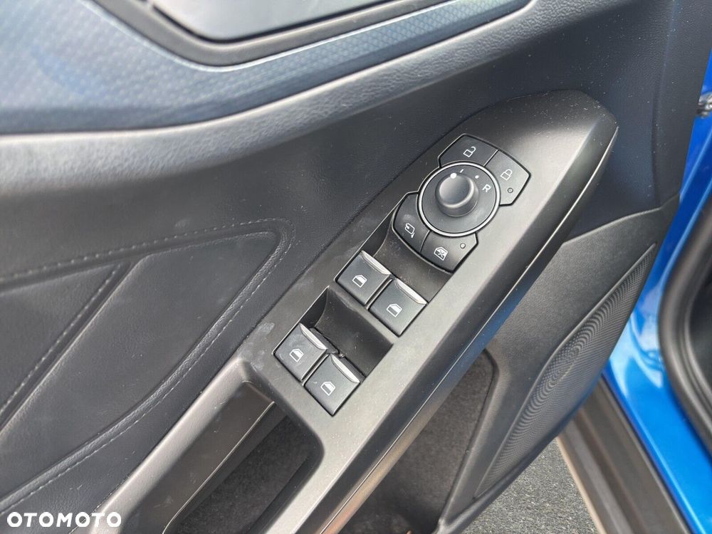 Ford Focus 1.0 EcoBoost mHEV Active X - 11