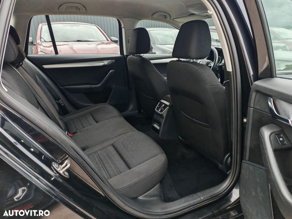 Skoda Octavia - 7