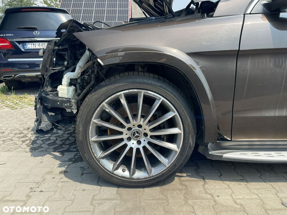 Mercedes-Benz GLS 350 d 4Matic 9G-TRONIC AMG Line - 6