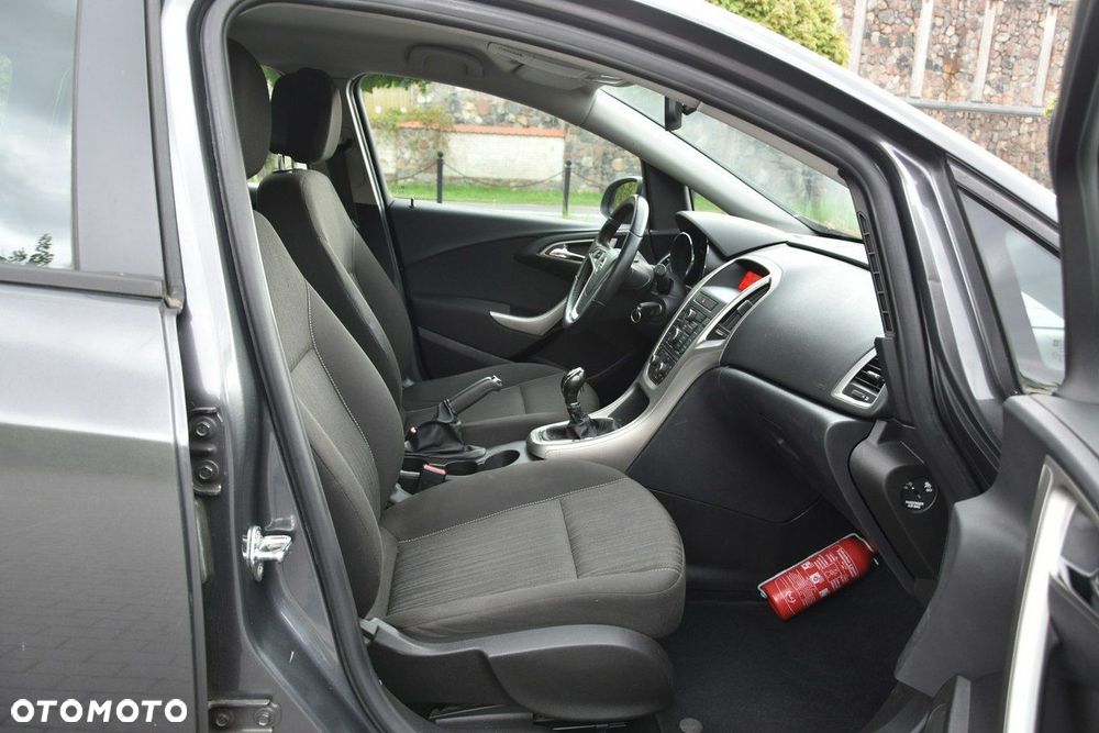 Opel Astra - 11