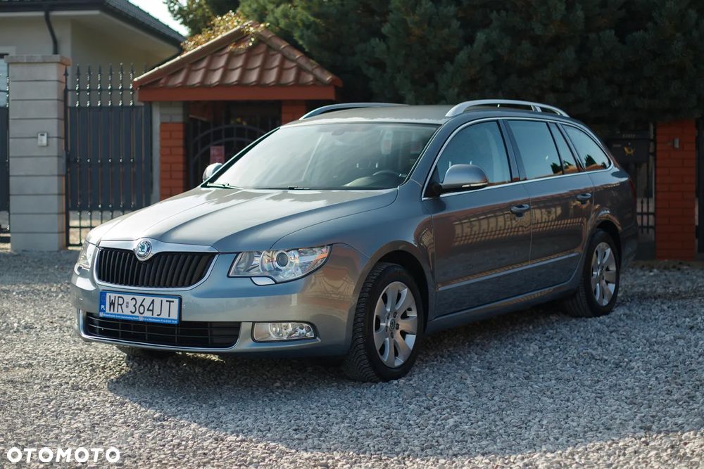 Skoda Superb 2.0 TDI PD Elegance - 18