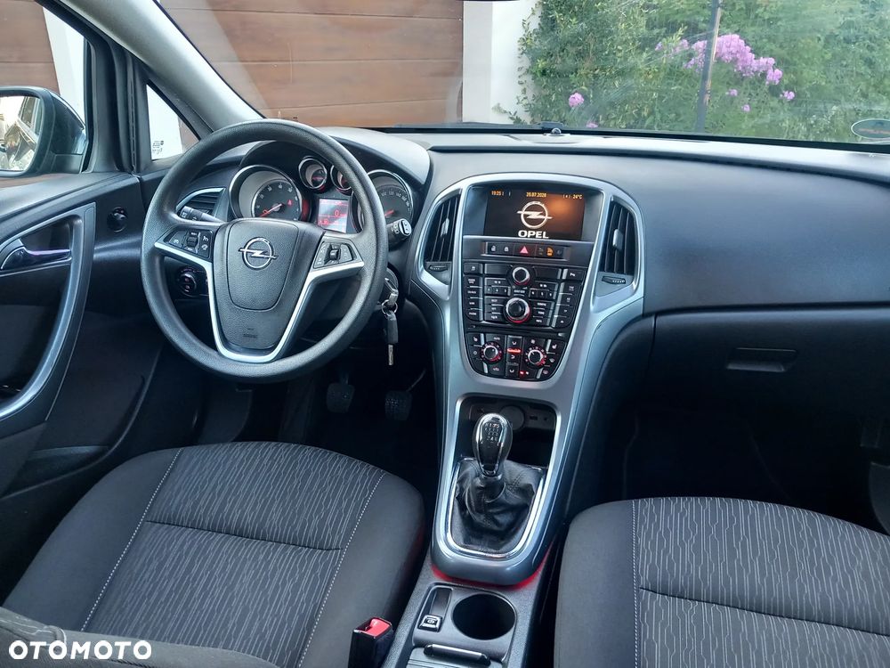 Opel Astra 1.4 Turbo ENERGY - 32