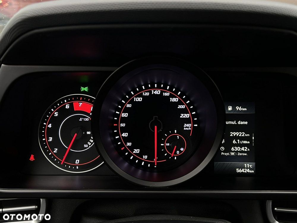 Hyundai Elantra - 19