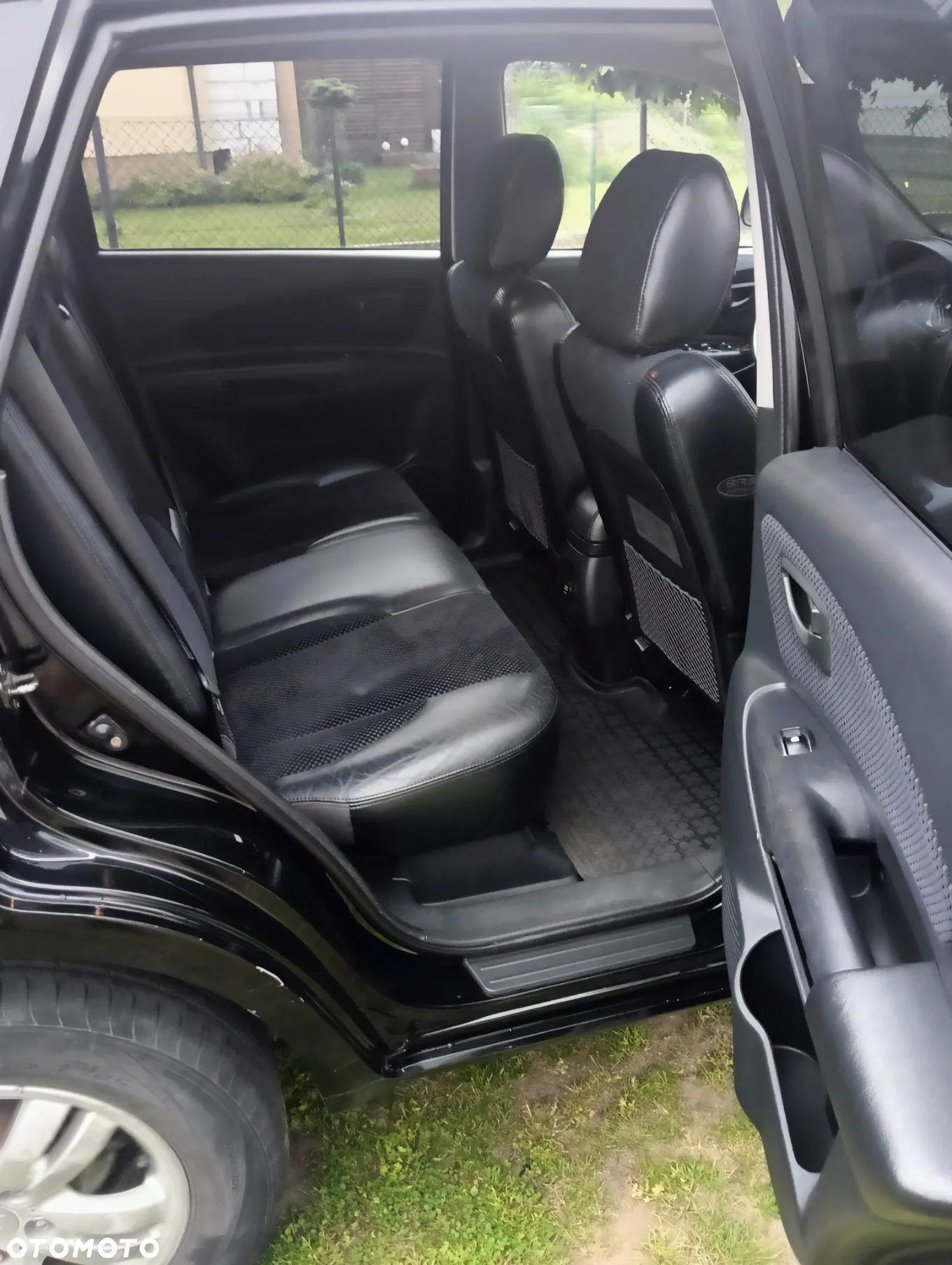 Hyundai Tucson 2.0 CRDi 4WD GLS - 10