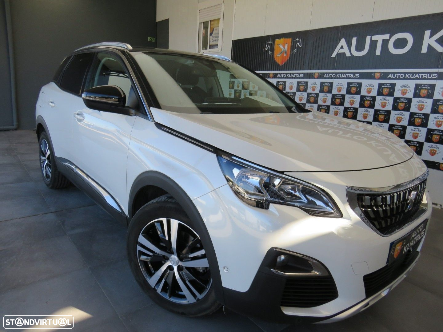 Peugeot 3008 1.5 BlueHDi Allure EAT8 - 28