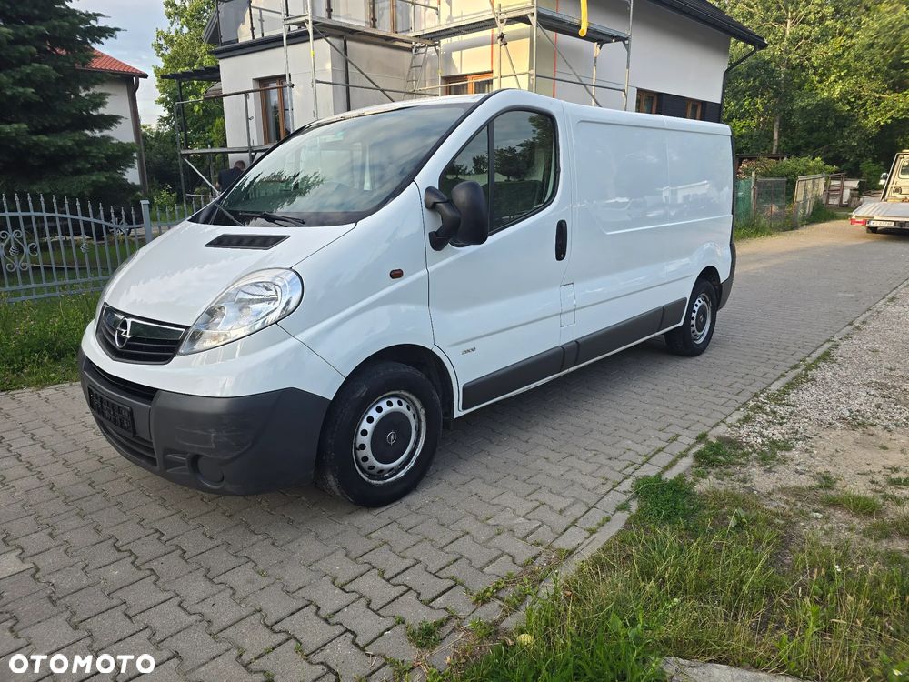 Opel VIVARO - 2
