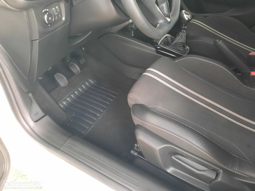 Opel Corsa - 16