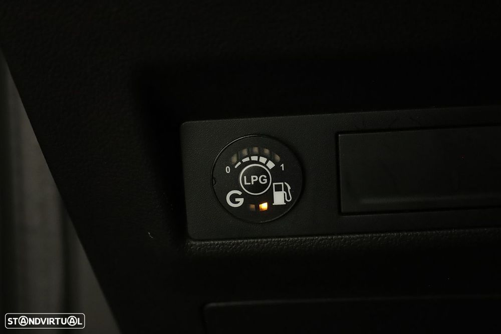 Renault Captur 1.0 TCe Techno Bi-Fuel - 21