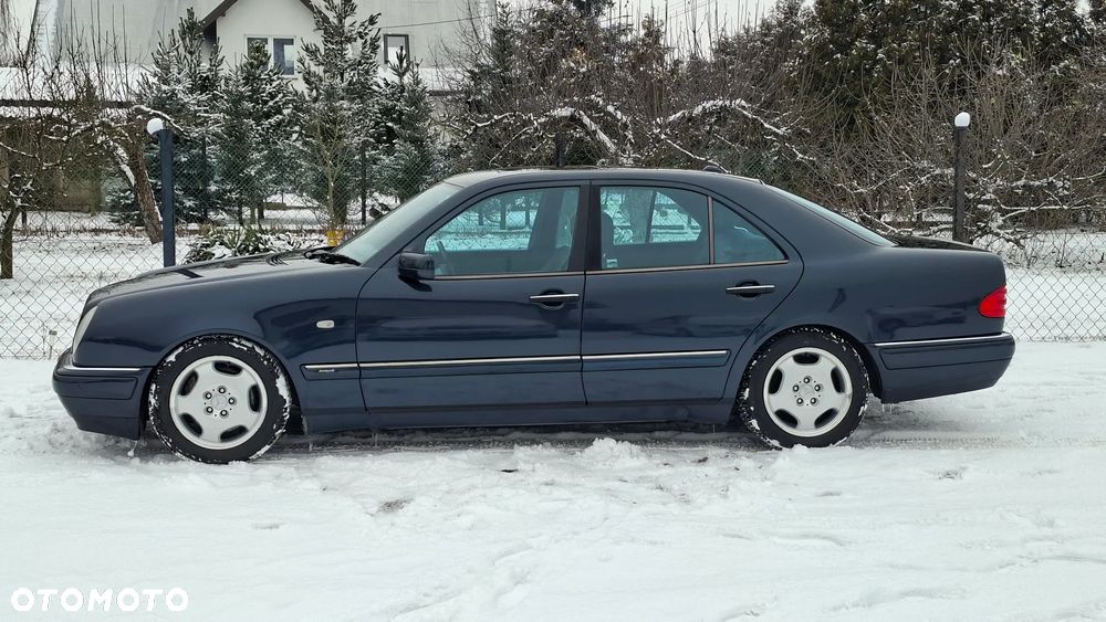 Mercedes-Benz Klasa E 430 Avantgarde - 36