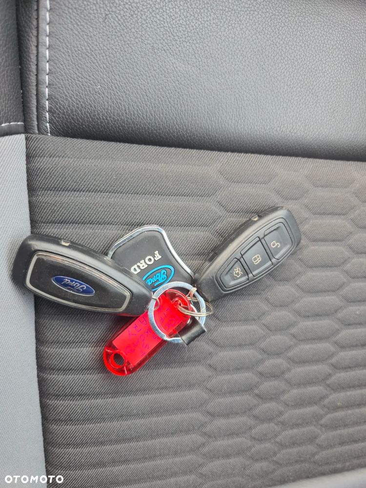 Ford Focus 2.0 EcoBoost ST - 20