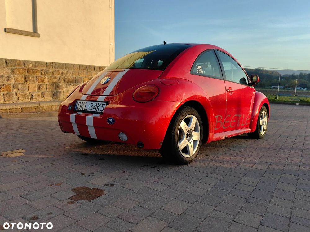 Volkswagen New Beetle - 5