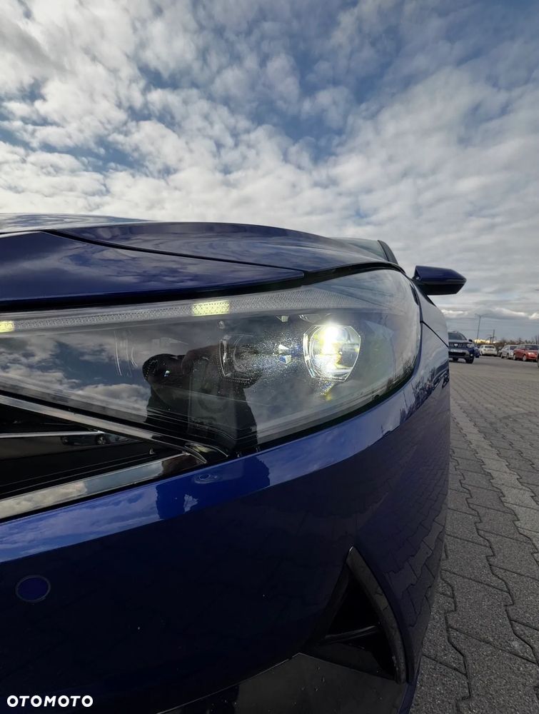 Hyundai Elantra 1.6 Executive CVT - 3