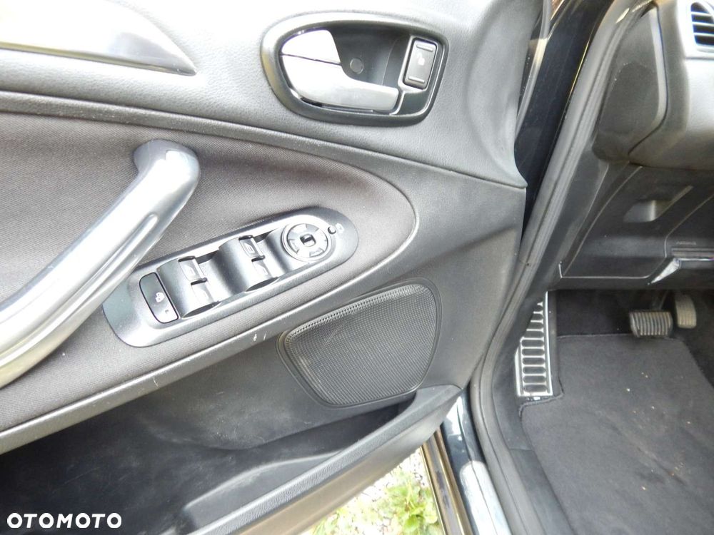 Ford S-Max 2.0 TDCi DPF Titanium X - 15