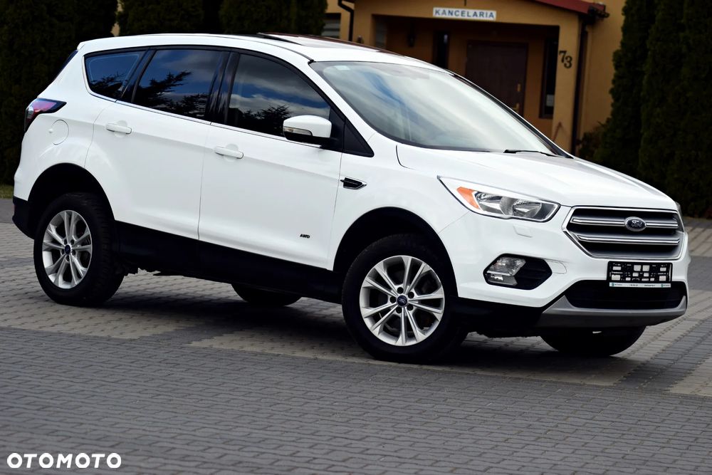 Ford Kuga 1.5 EcoBoost 4x4 Titanium - 20