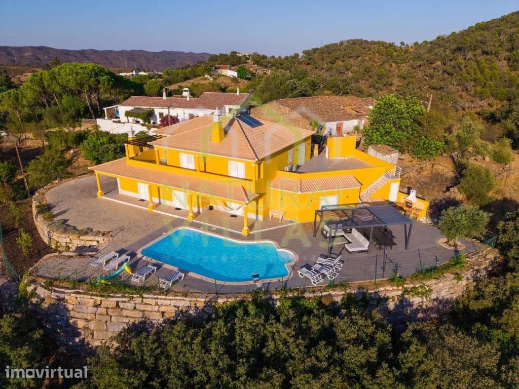 Moradia com 5 Quartos e Piscina em São Brás de Alportel