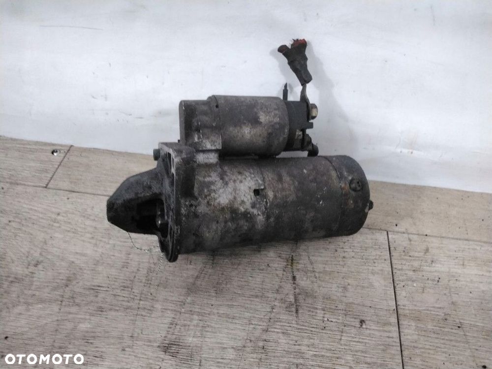 opel vectra c 1.9 cdti rozrusznik - 1