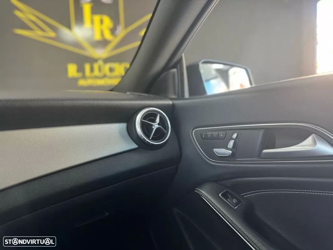 Mercedes-Benz CLA 180 - 35