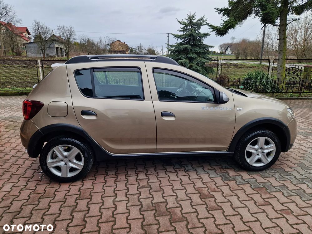 Dacia Sandero Stepway 0.9 TCe Laureate S&S - 33