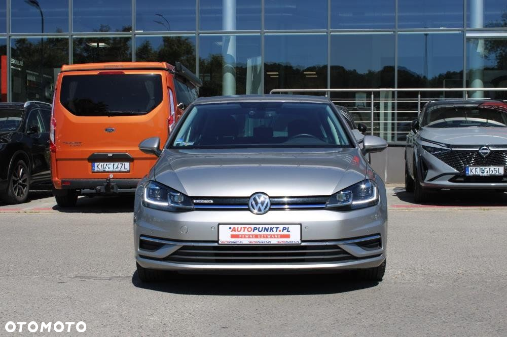 Volkswagen Golf - 2