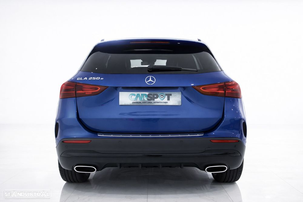 Mercedes-Benz GLA 250 e AMG Line - 9
