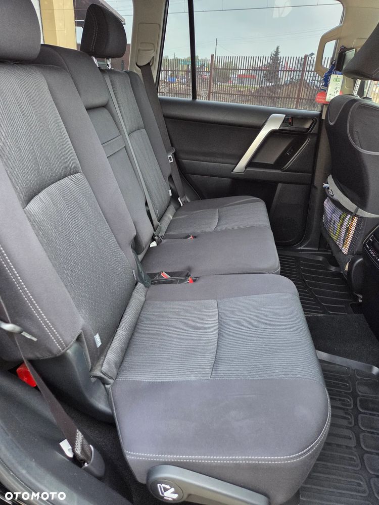 Toyota Land Cruiser LC 2.8 D-4D Prado - 7