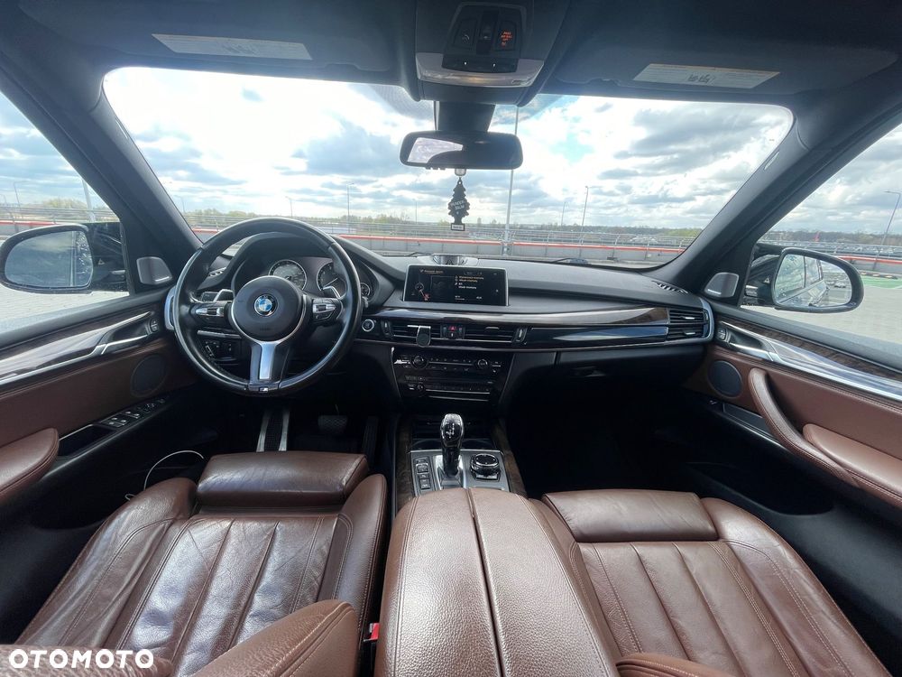 BMW X5 xDrive50i - 15