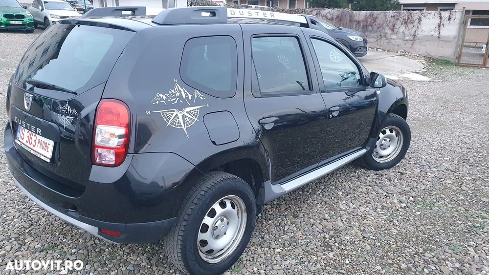 Dacia Duster 1.6 4x2 Laureate - 4