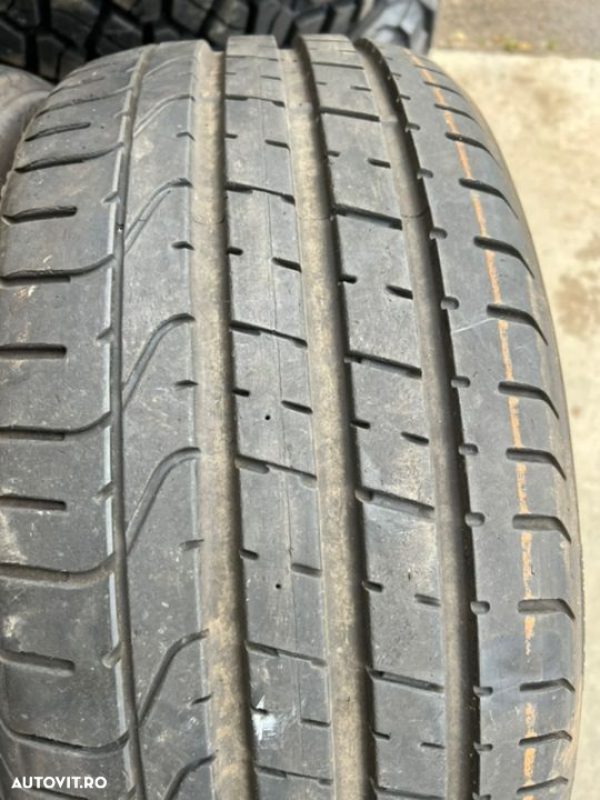 vând 4 anvelope 235/35/20 Pirelli de vară la 7 mm - 4