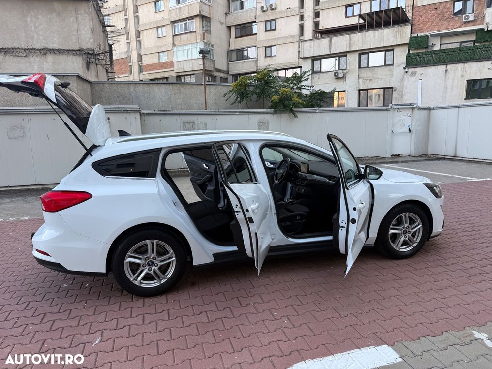 Ford Focus 1.5 EcoBlue Start-Stopp-System Aut. ACTIVE DESIGN - 16