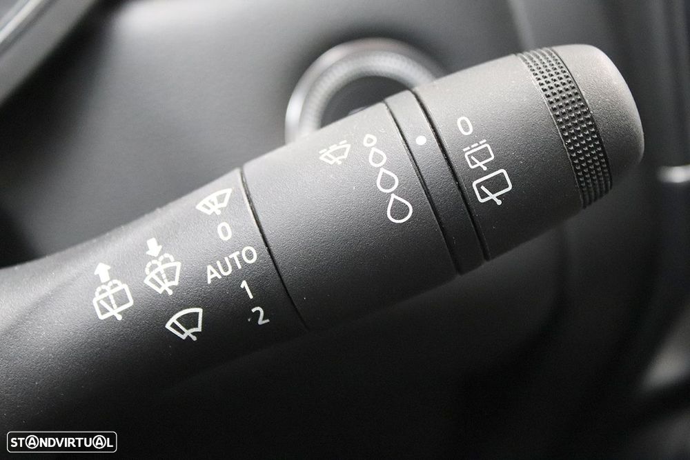 Renault Captur 1.0 TCe Techno Bi-Fuel - 17
