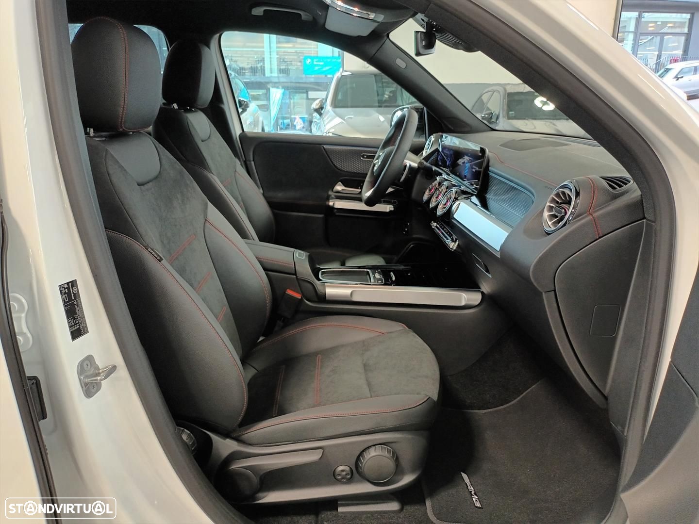 Mercedes-Benz EQB 250+ Edition - 15