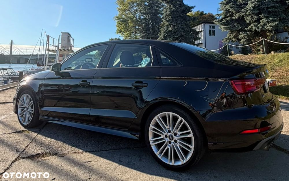 Audi A3 2018 photo 2