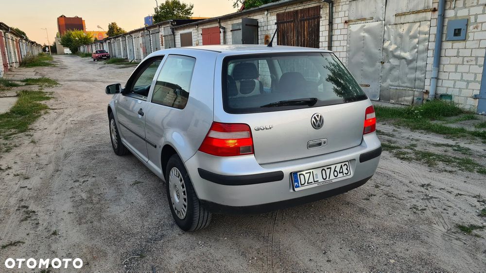 Volkswagen Golf 1.4 Comfortline - 3