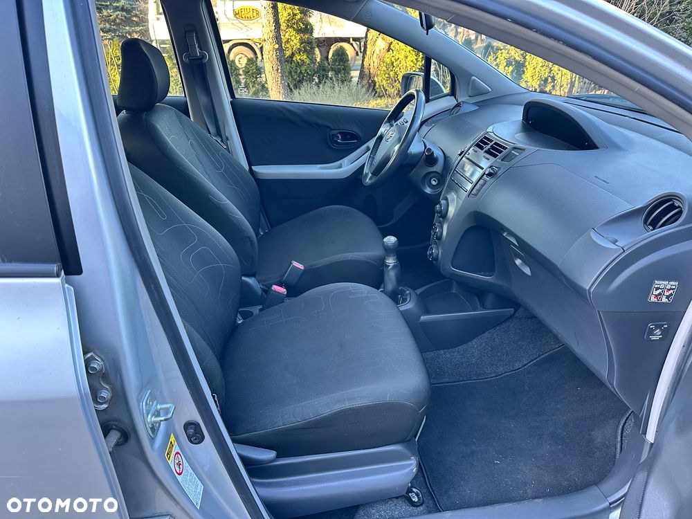 Toyota Yaris 1.0 VVT-i Luna - 15